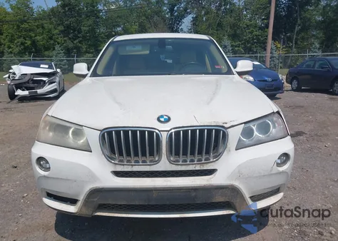 2011 BMW X3 xDrive28I z USA, uszkodzony, nr VIN 5UXWX5C51BL702791